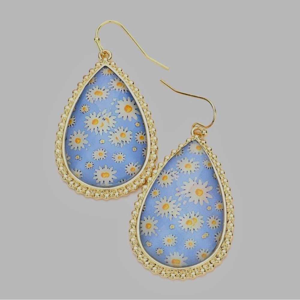 Daisy Earrings bold and beautiful